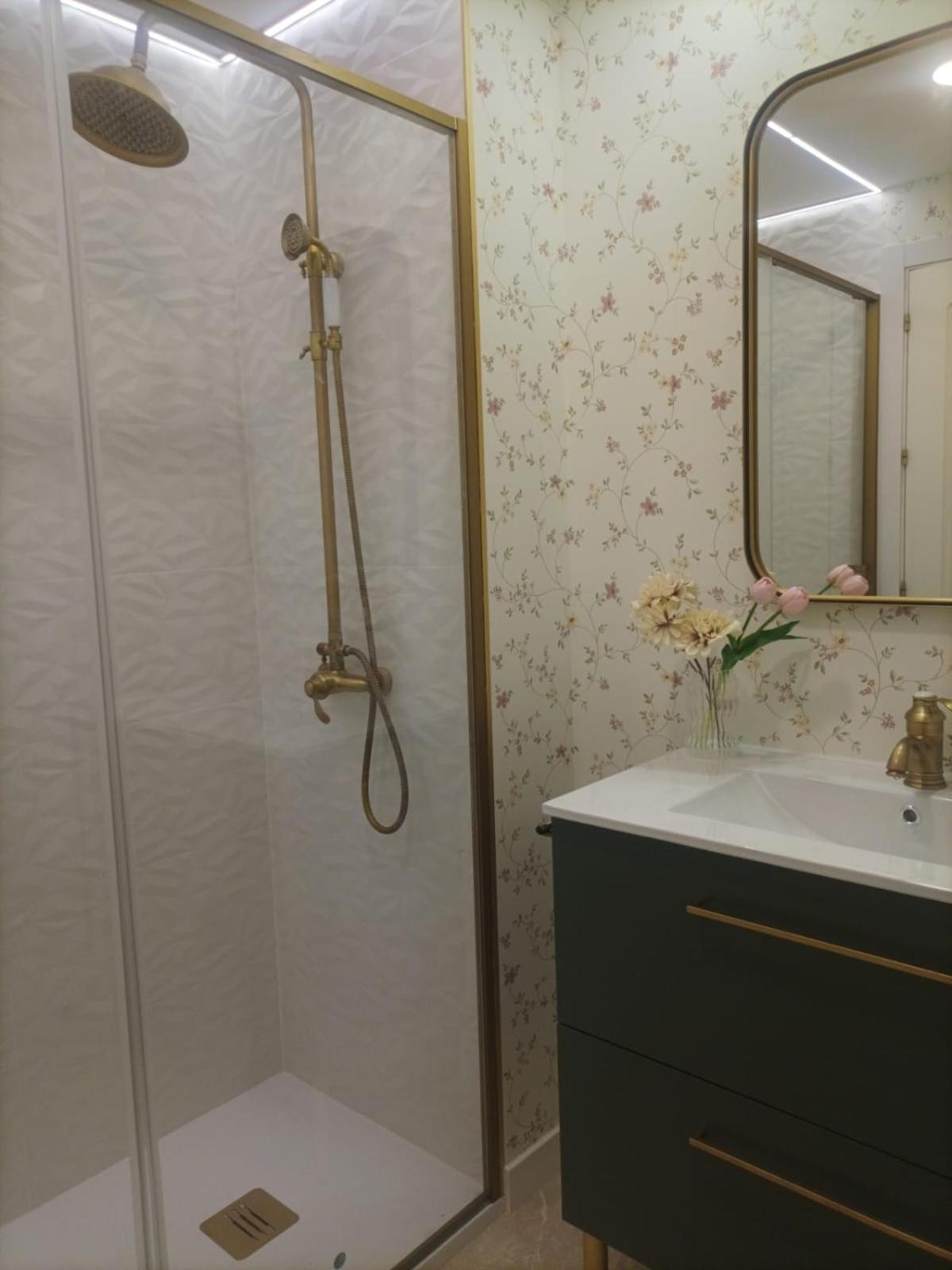 My Suites Madrid - Aeropuerto Ifema Εξωτερικό φωτογραφία